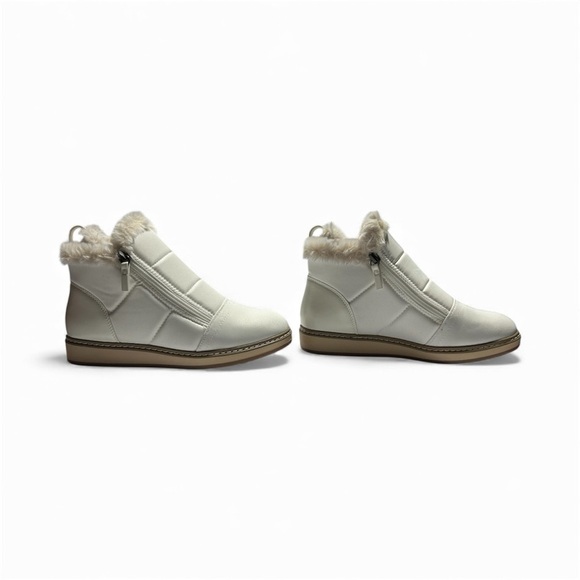 White Mountain Shoes - ❄️ White Mountain Taurus Bootie | Faux Fur + Water Resistant | Size 7
